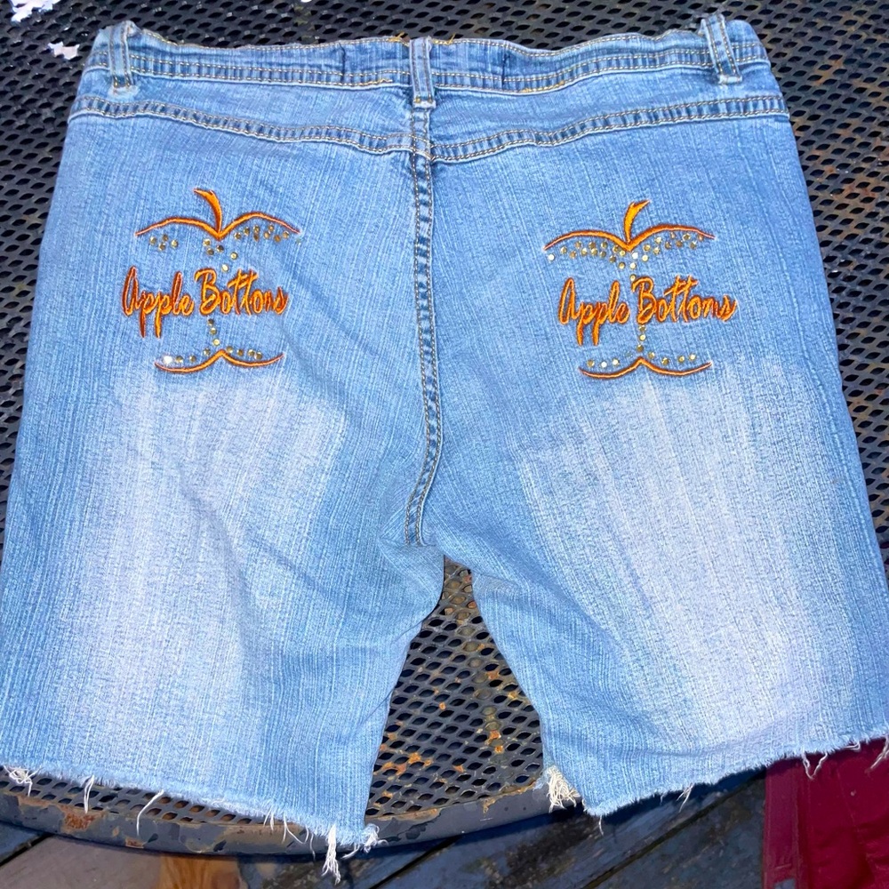 *Y2K* APPLE BOTTOM JEAN SHORTS